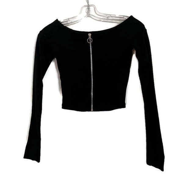 NWT Zara Black Fitted Front Zipped Long Sleeve Off the Shoulder Crop Top Small - Picture 7 of 9